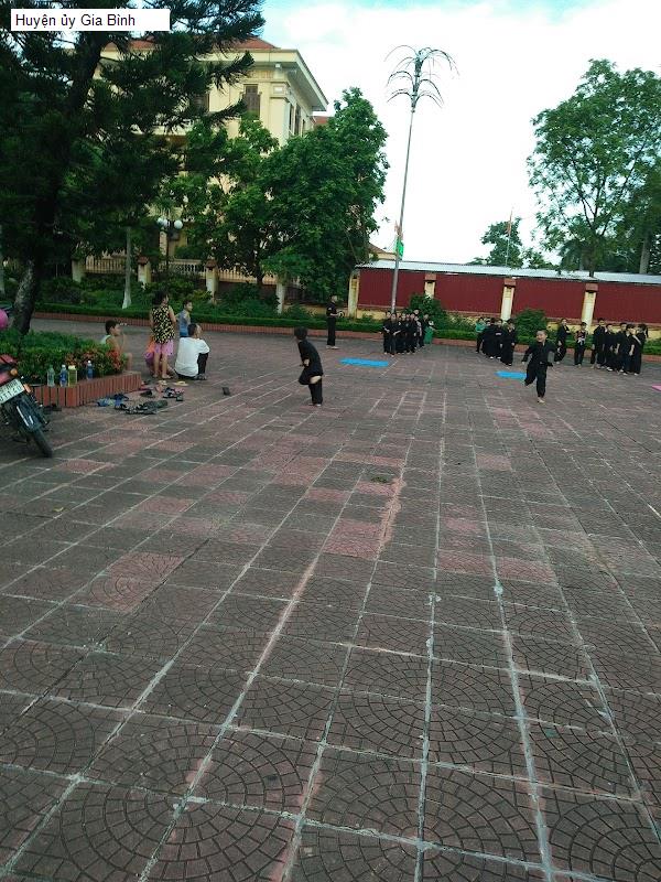 Huyện ủy Gia Bình